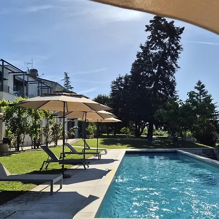 Domaine De La Peyrine